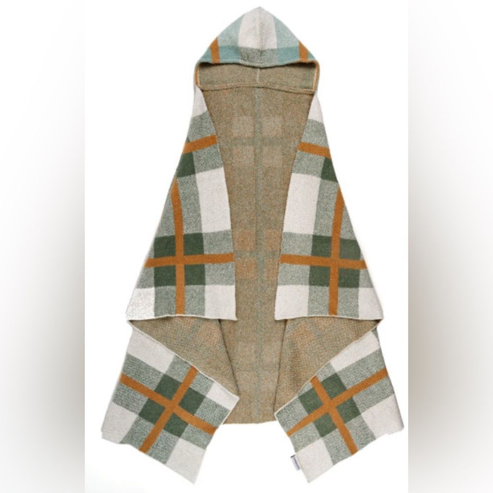 Paper Source Plaid Fuzzy Reading Poncho